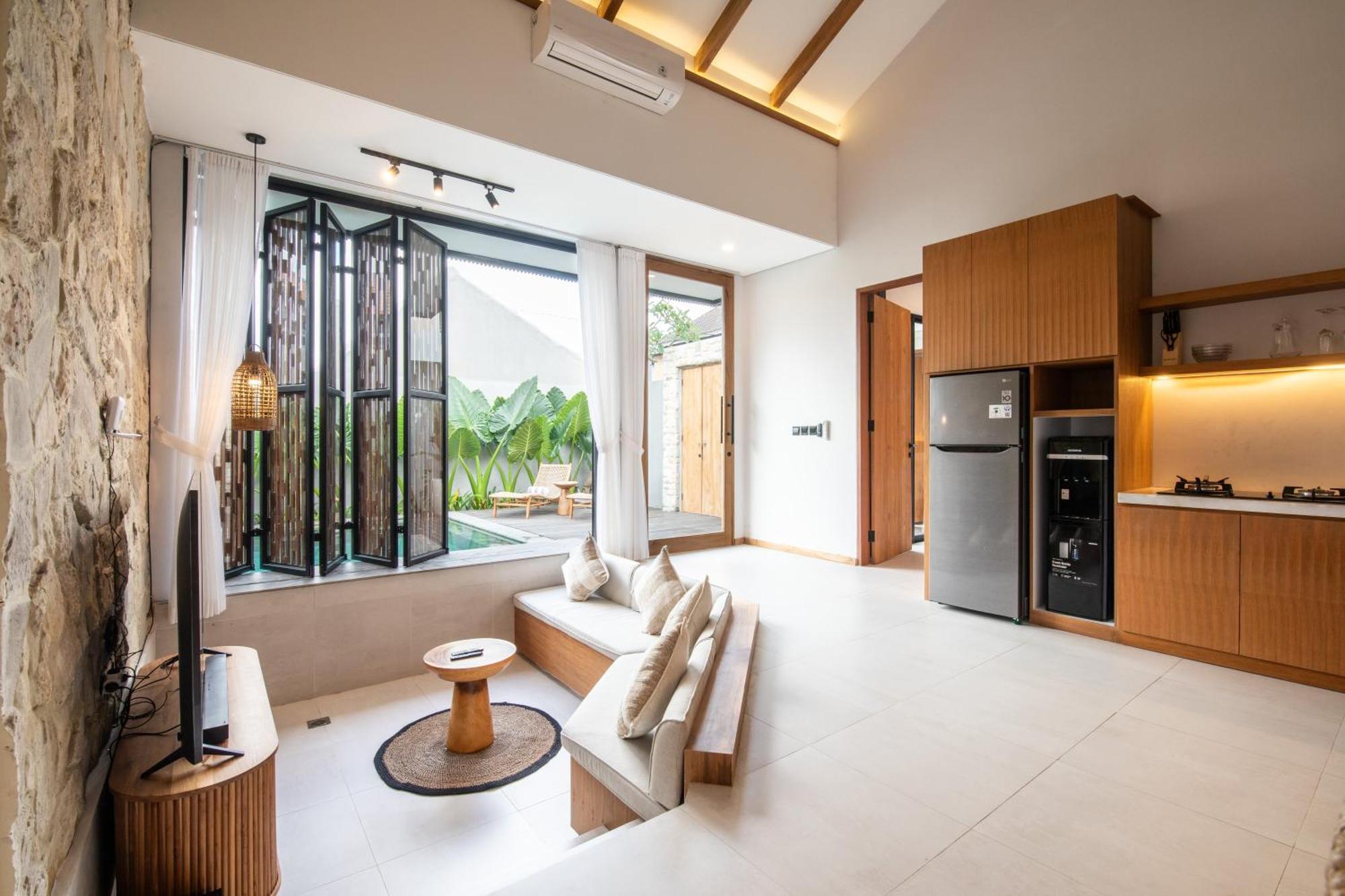 Villa Cozy With Pool In The Center Of *