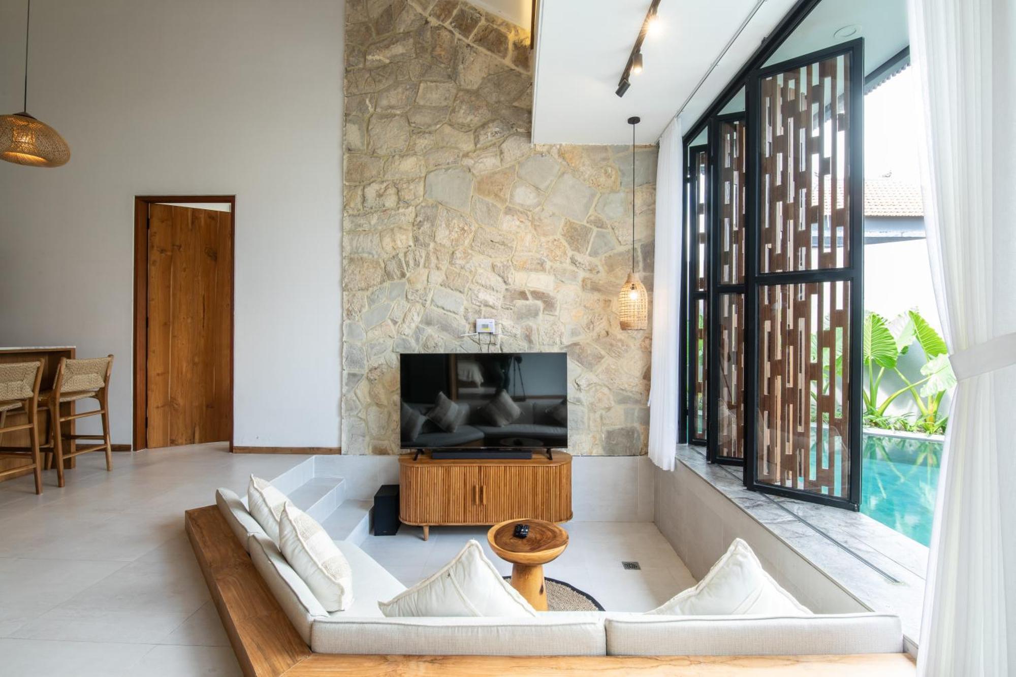 Villa Cozy With Pool In The Center Of *